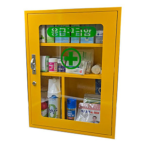 <font color=#0c488b>[일진약품]</font> 철재벽걸이구급함 응급함 450/120/600mm